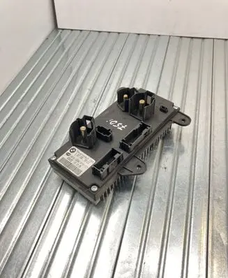 BMW 7 E65 E66 Power management control unit 6957026 555232 8ES00827017