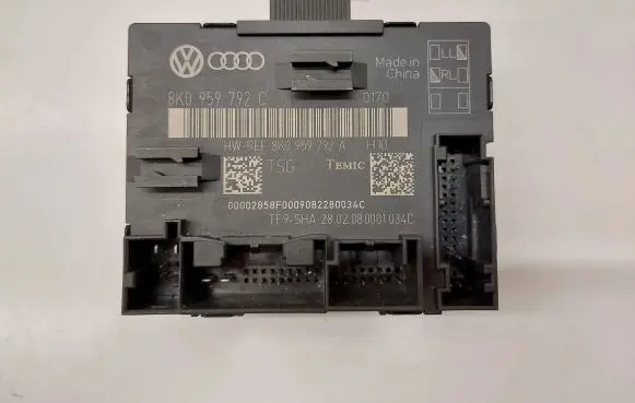 Audi A4 S4 B8 8K Door control unit/module 8K0959792C 8K0959792A
