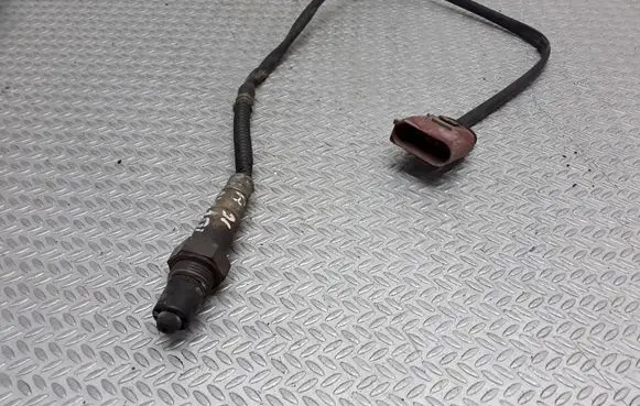 Volkswagen PASSAT B5 Lambda probe sensor 0258006305