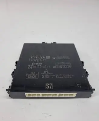 Toyota RAV 4 (XA50) Keyless (KESSY) go control unit/module 8999042170