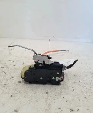Audi A4 S4 B6 8E 8H Rear door lock