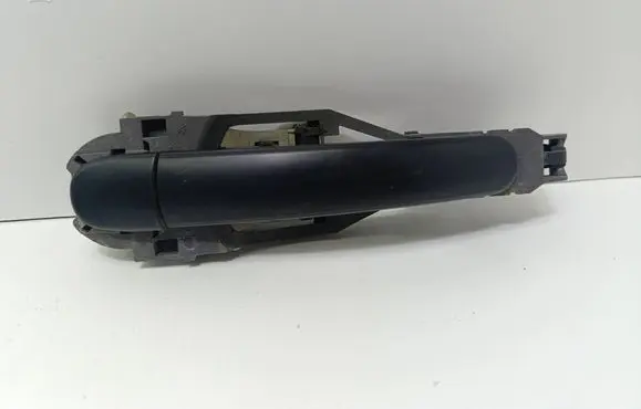 Volkswagen Polo IV 9N3 Rear door exterior handle 3B0837885