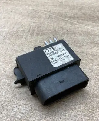 Volkswagen Caddy Fuel injection pump control unit/module 8K0906093F