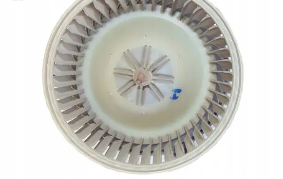 Mitsubishi Space Star Heater fan/blower 0130111191