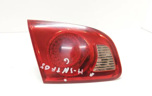 Hyundai Santa Fe Tailgate rear/tail lights 924052B000