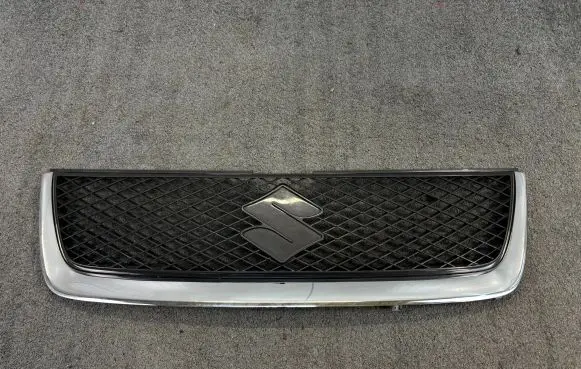 Suzuki Grand Vitara II Front grill 71741-65J0 G028