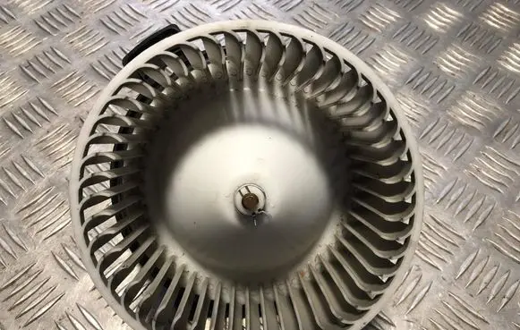 Mazda 6 Heater fan/blower GJ8AA02