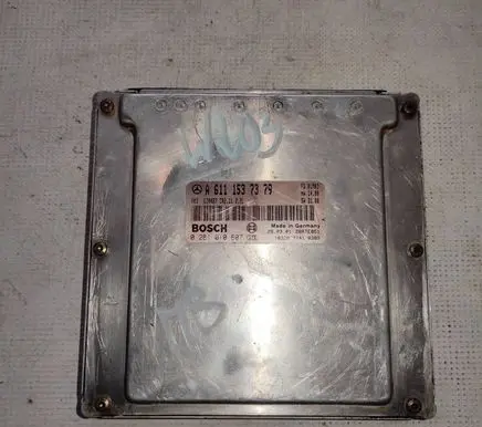 Mercedes-Benz C W203 Engine control unit/module a6111537379 0281010607