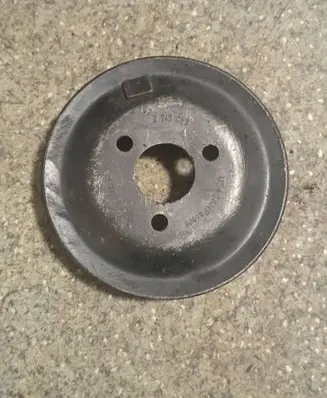 BMW 5 E34 Power steering pump pulley 2243683