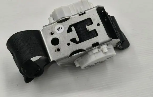 Mercedes-Benz E W212 Seat belt trim 33053533A