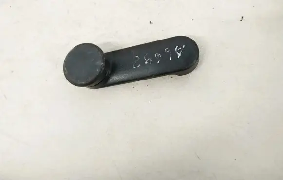 Opel Zafira A Front door window winding handle 90247150 90224834