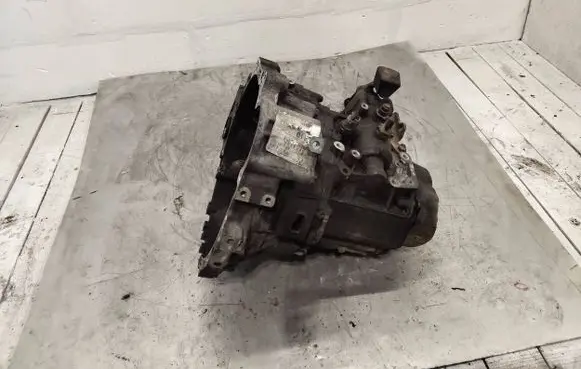 Toyota Corolla E120 E130 Manual 5 speed gearbox D1f4a3m