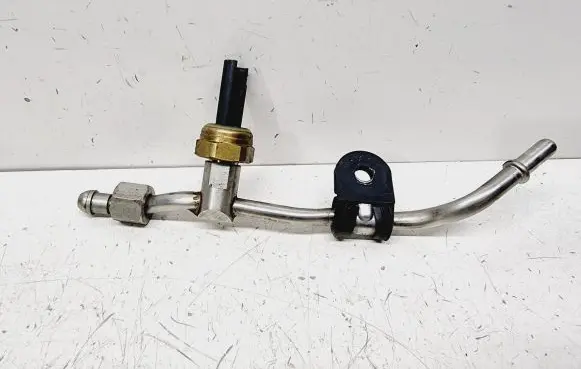 BMW 5 E60 E61 Fuel pressure sensor 13537545767 13539899007