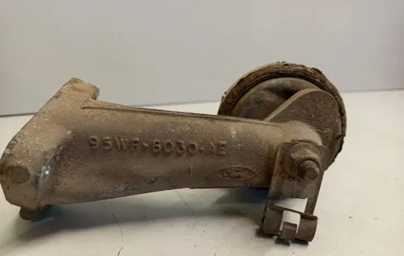 Ford Scorpio Engine mounting bracket 95WF6031AF