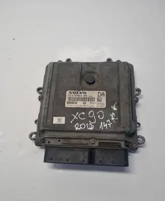 Volvo XC90 Engine control unit/module 31272463AA 1039S18372 0281012103