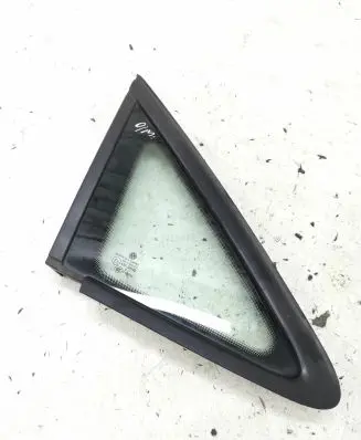 Volkswagen Touran II Front triangle window/glass 43R00048 E000255 DOT24M68AS2