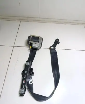 Nissan Qashqai Front seatbelt 86884JD00A E9047136