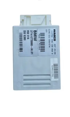 BMW X5M E70 Air suspension control unit module (rear) 37146778966