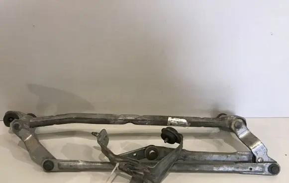 Volkswagen Touran I Front wiper linkage 2K1955023