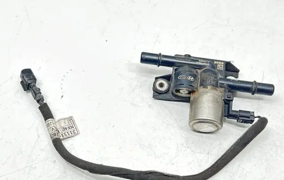 Hyundai Tucson IV NX4 Fuel tank valve 31180P4800 211520858 31131-CZ800