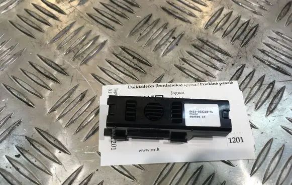 Jaguar XF Glove box lock 8X23060D20AC