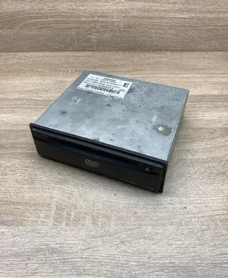 Nissan Armada (WA60) Navigation unit CD/DVD player 25915CB804 NCU6120G