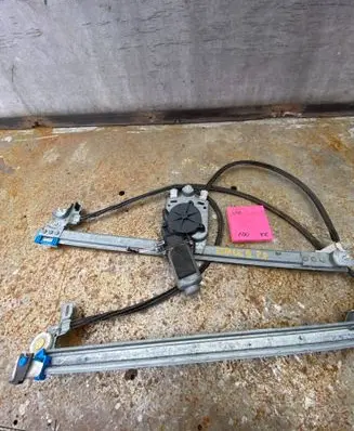 Renault Espace - Grand espace IV Front door window regulator with motor 116094