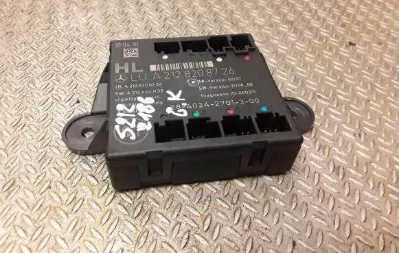 Mercedes-Benz E W212 Door control unit/module 2128208726 A2128208726