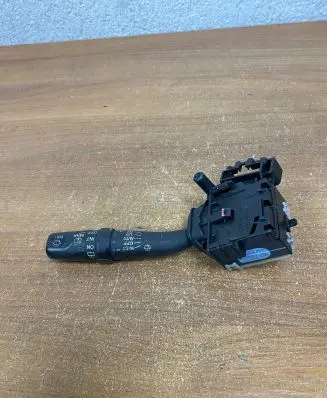 Toyota Avensis T250 Wiper speed switch 173654 E1619