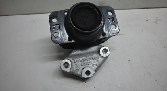Peugeot 308 SW Engine mount bracket 9636270080 9636270080B