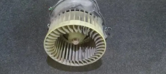 Chrysler Neon I Heater fan/blower 04644515 4644537