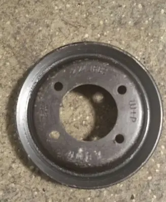 BMW 5 E34 Water pump pulley 2243682