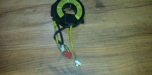 Mitsubishi Montero Airbag slip ring squib (SRS ring) Nenustatyta