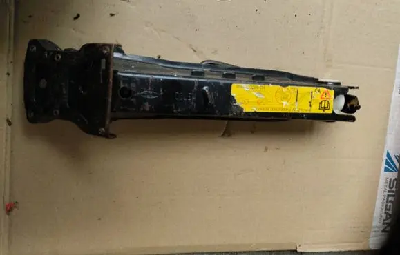 Ford Focus Lift Jack 98AB17080DA