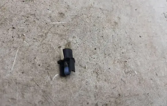 Nissan X-Trail T30 Glove box light NOCODE