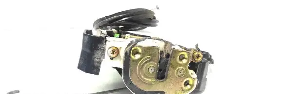 Mitsubishi Colt Front door lock