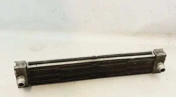 BMW X6M F86 Coolant radiator 7589470 17117589470