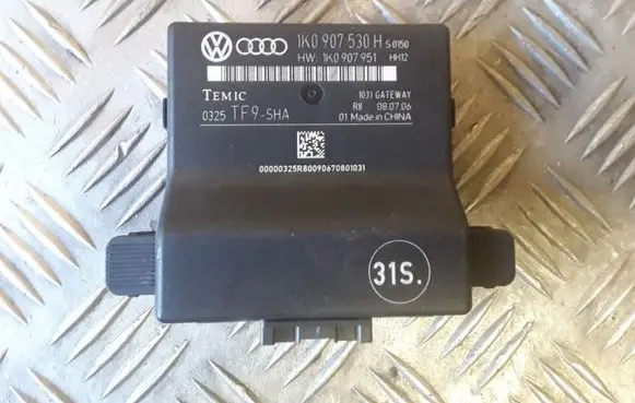Skoda Octavia Mk2 (1Z) Other control units/modules 1K0907530H 1K0907951 0325TF9SHA