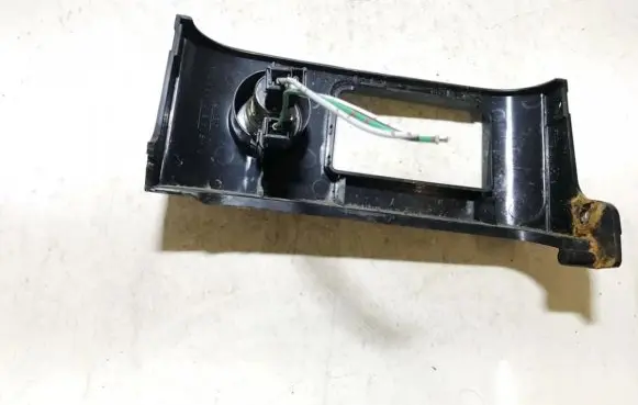 Nissan X-Trail T30 Cigarette lighter 68412eq400