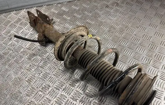 Nissan X-Trail T31 Front shock absorber/damper