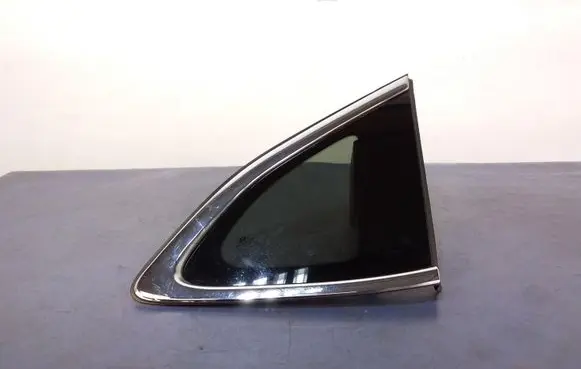 Hyundai Tucson TL Rear side window