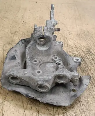 BMW 5 E39 Front wheel hub spindle knuckle 31211092854 1092854 31351091988