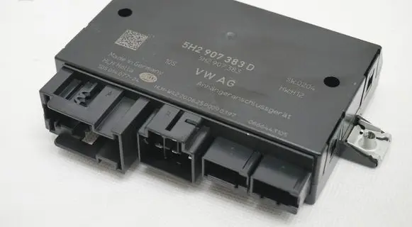 Volkswagen Touran III Tow bar trailer control unit/module 5H2907383D