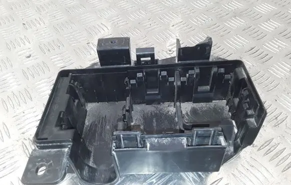 Hyundai ix 55 Fuse box cover 919503J030