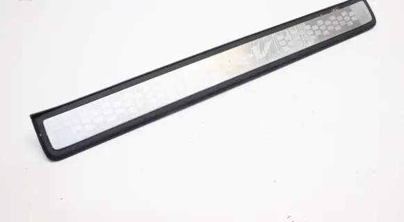 Honda CR-V Front sill trim cover 84202SWAA012M1