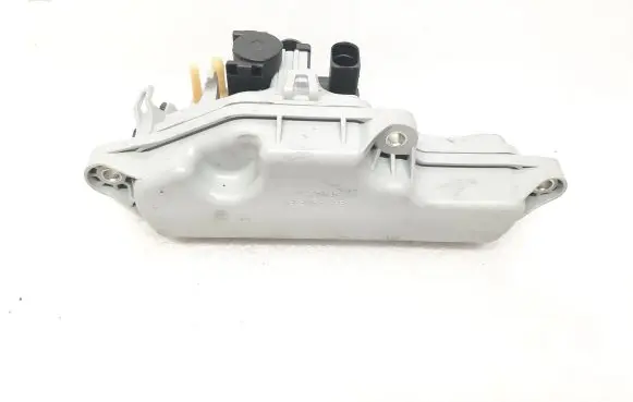 Volvo XC90 Vacuum air tank 31480478
