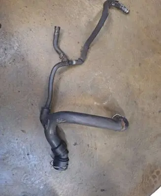 Audi A6 S6 C5 4B Engine coolant pipe/hose 4B0121101J
