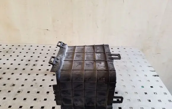 Audi A3 S3 8P Battery box tray 1K0915336