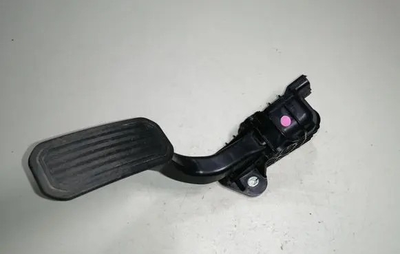 Lexus RX 330 - 350 - 400H Accelerator throttle pedal 7812048090 1988003050