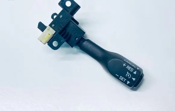 Toyota Avensis T250 Cruise control stalk 8463205010